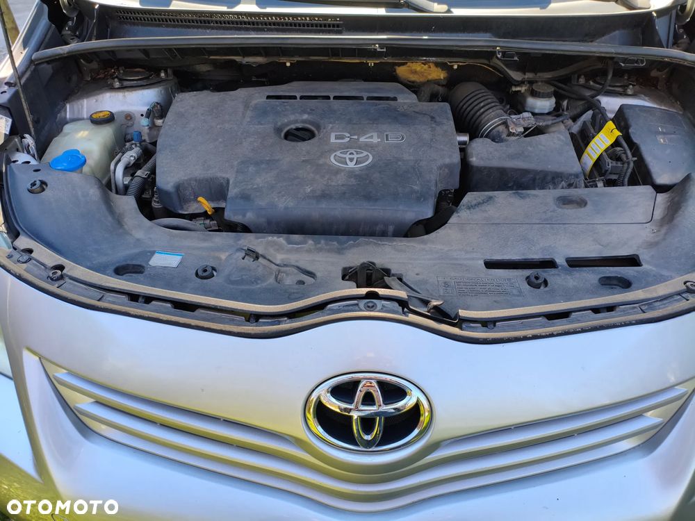 Toyota Verso 2.0 D-4D Sol - 11