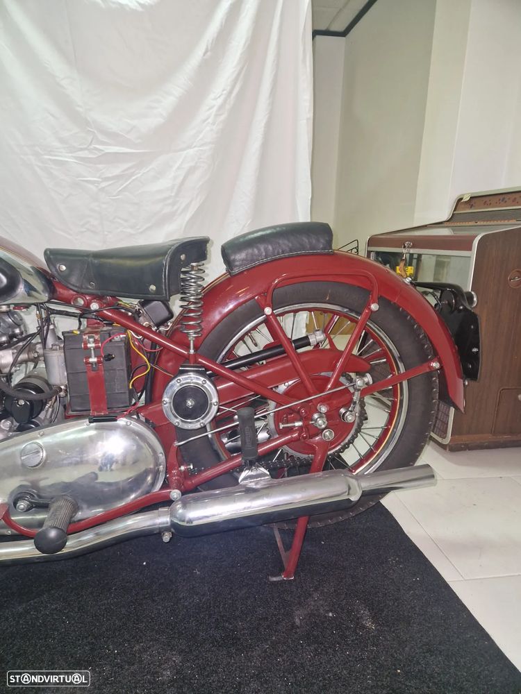 Triumph Speed Twin - 4