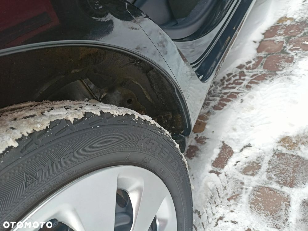 Toyota Yaris Hybrid 100 Life - 30