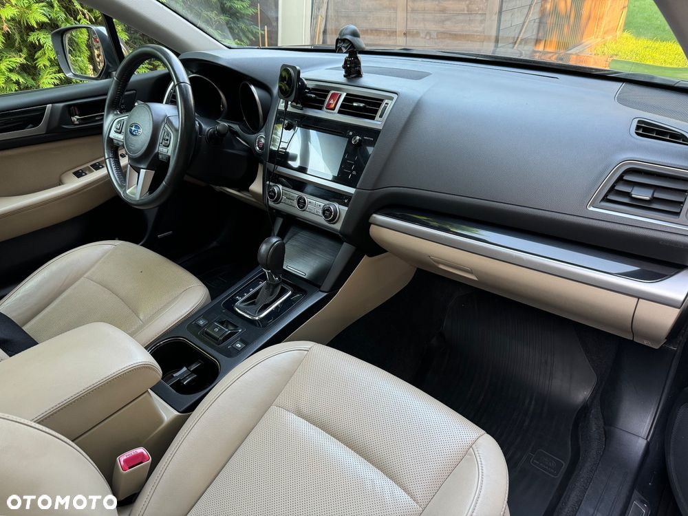 Subaru Outback 2.5i Exclusive - 12