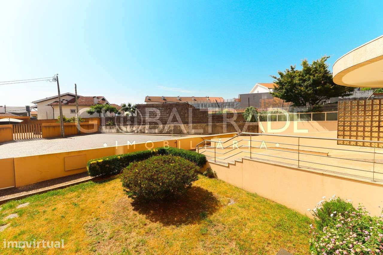 Apartamento T2 Renovado em Rio Tinto - Grande imagem: 3/60