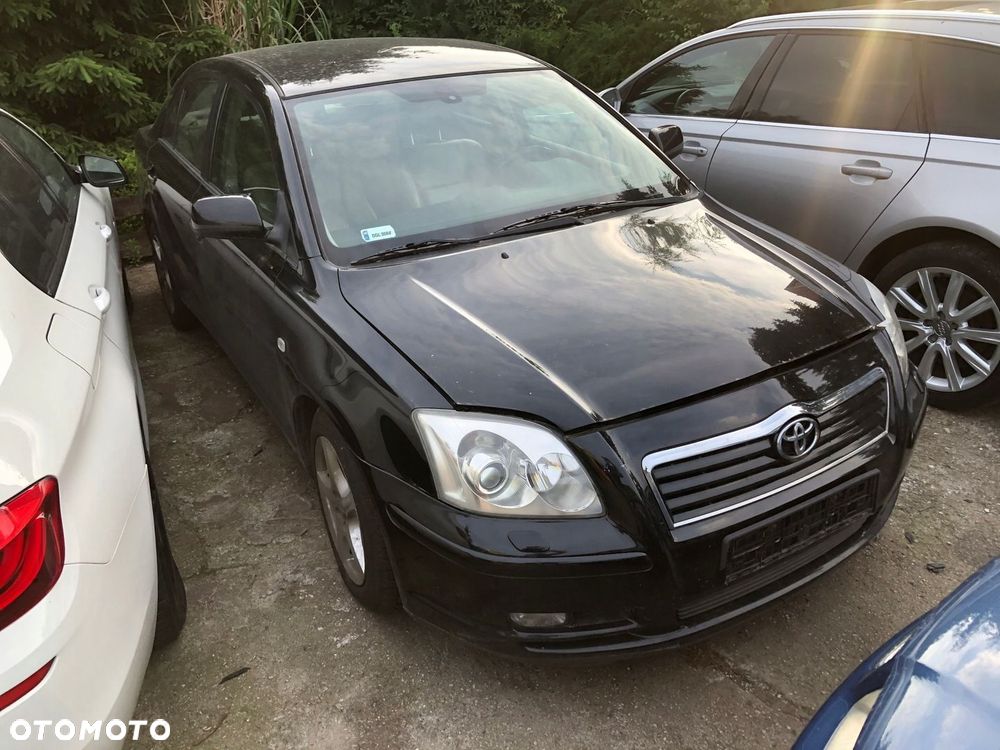 AVENSIS T25 xenon - 1