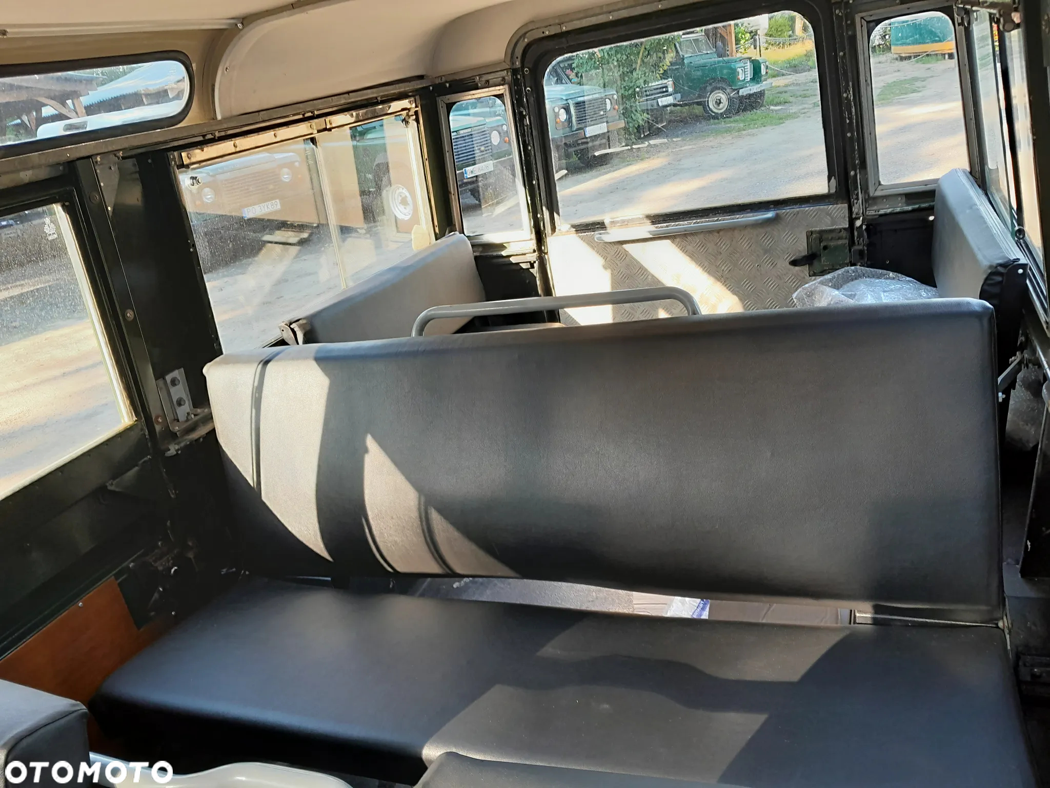Land Rover Inny - 15