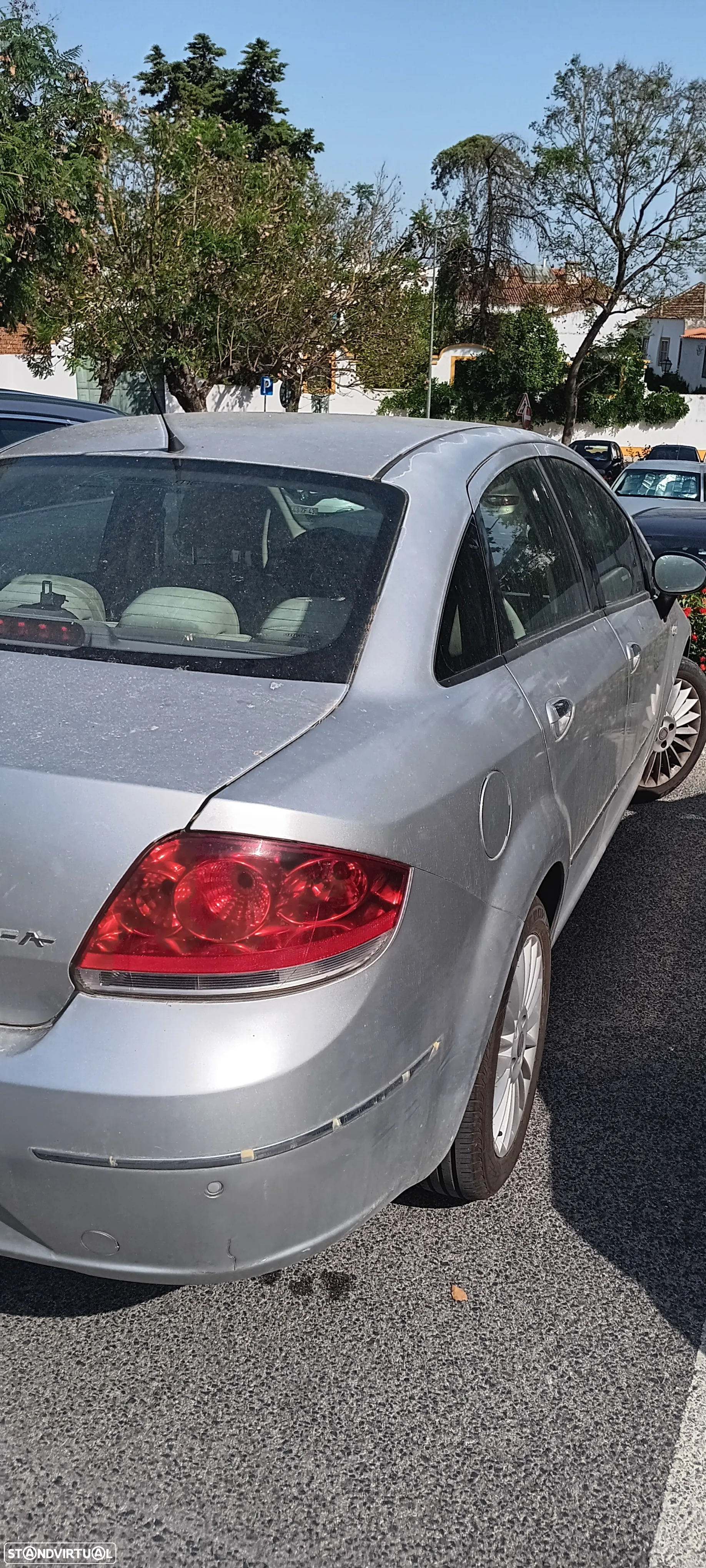 Fiat Linea 1.3 M-Jet Emotion - 8