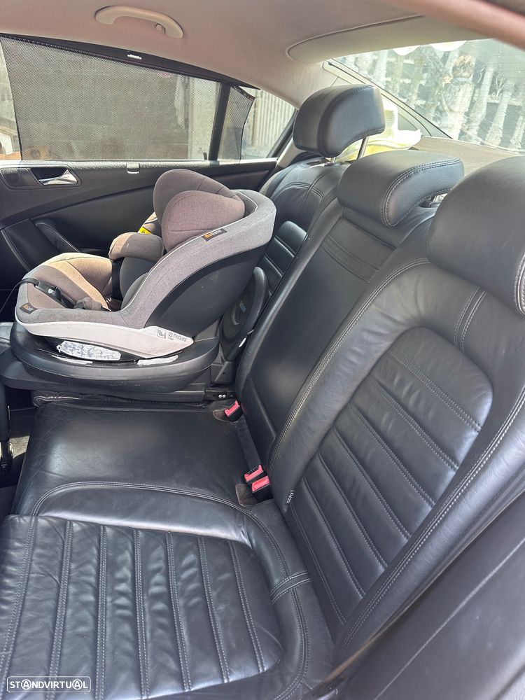VW Passat 2.0 TDI Highline - 7