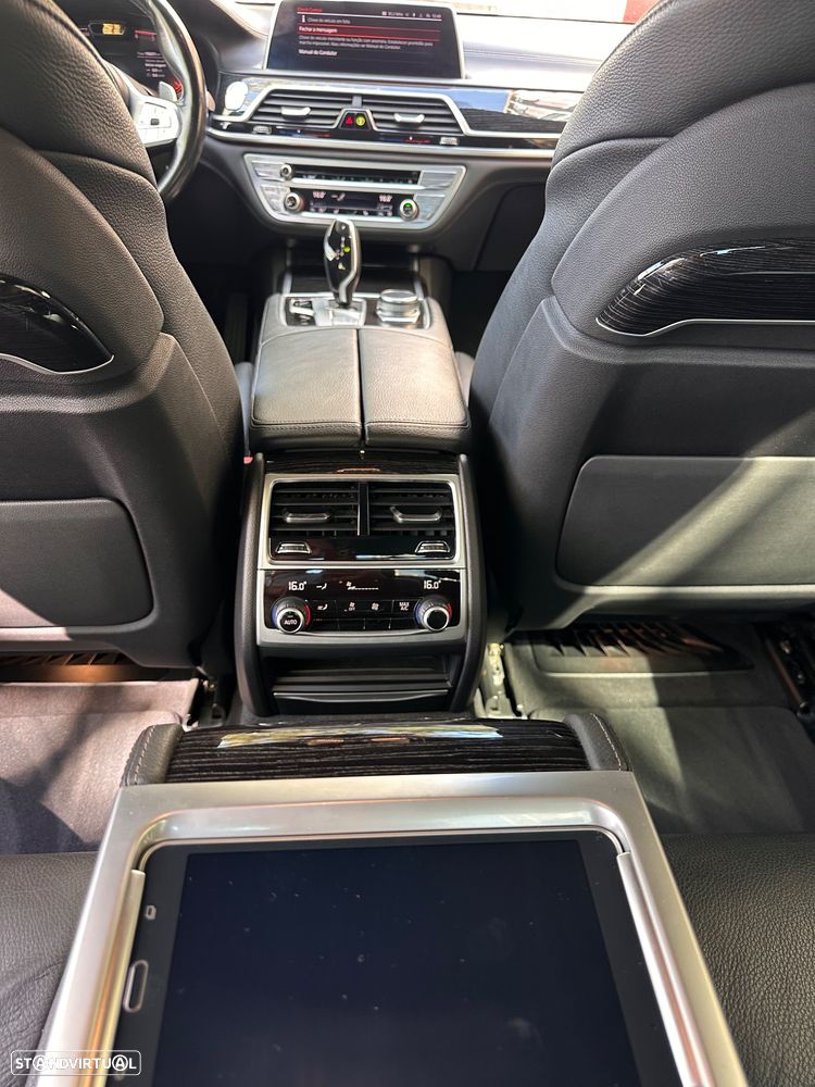 BMW 730 d Auto - 16