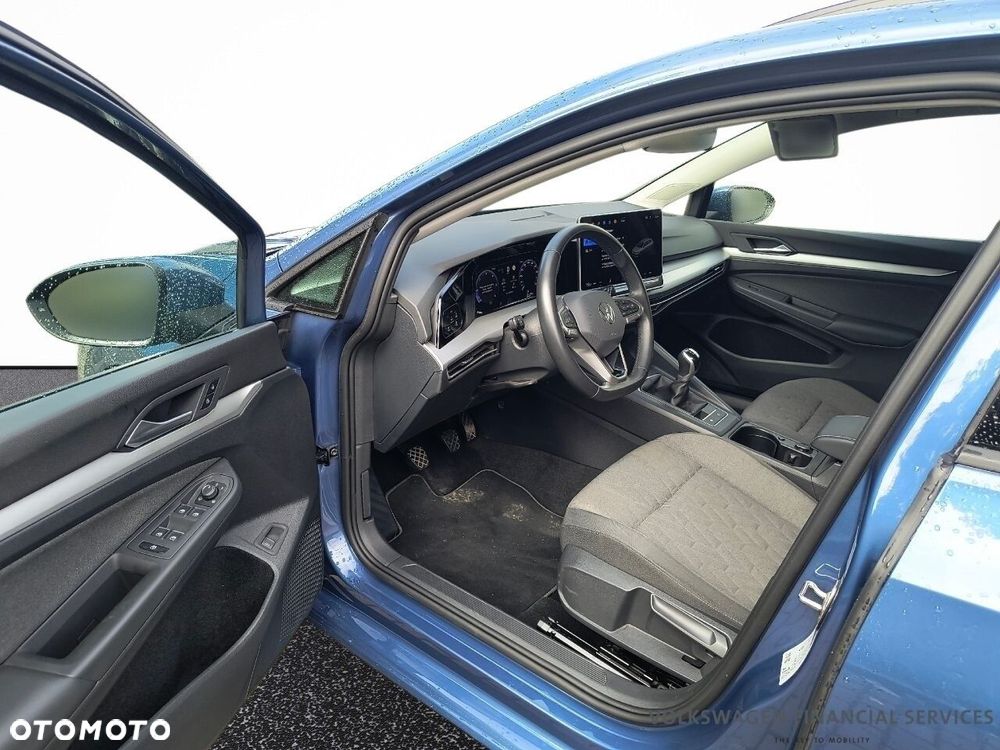 Volkswagen Golf - 6
