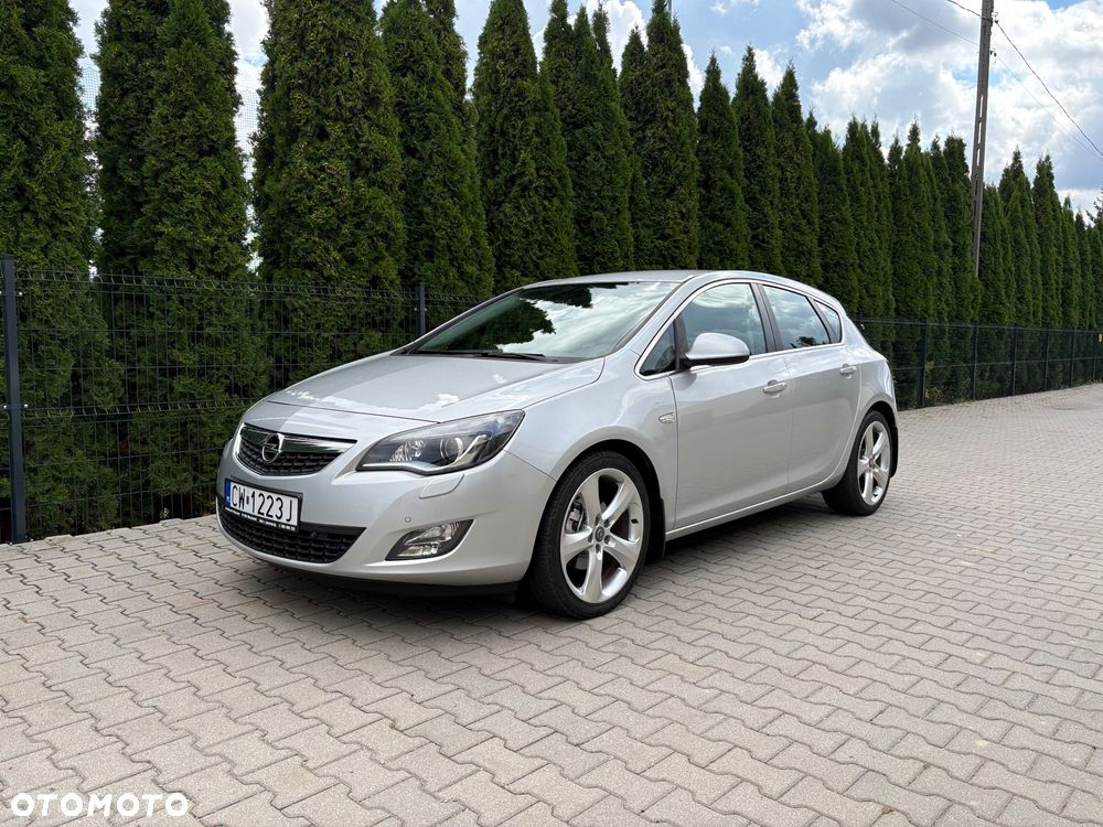 Opel Astra 1.6 T Sport - 2