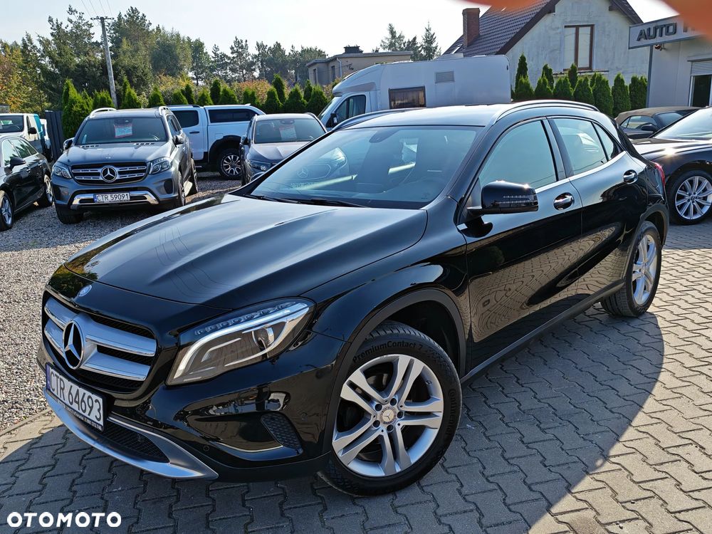 Mercedes-Benz GLA - 3