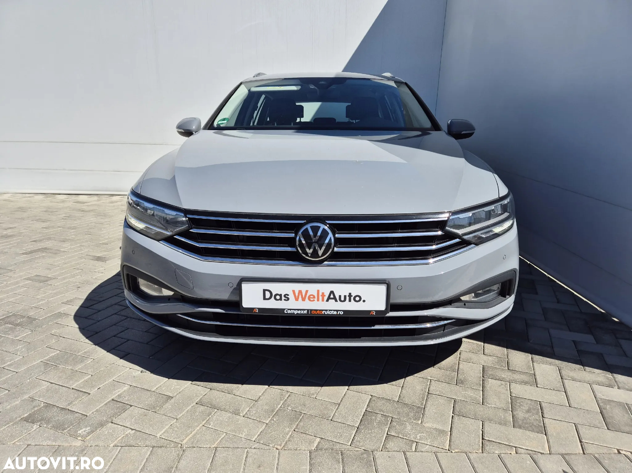 Volkswagen Passat Variant 2.0 TDI DSG Comfortline - 8