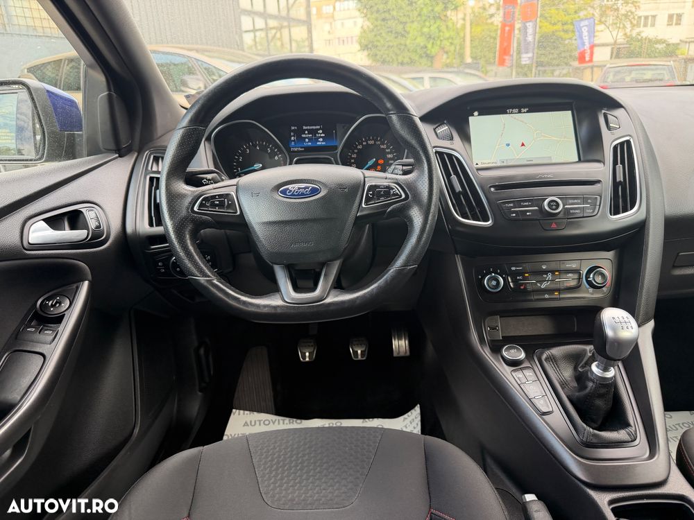 Ford Focus - 15