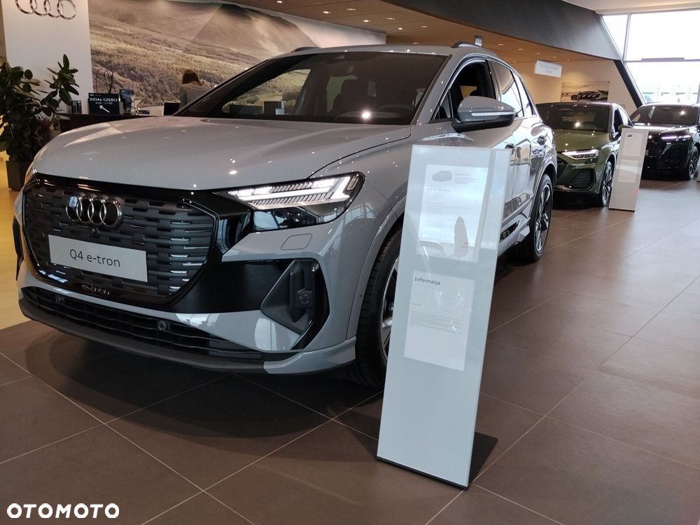 Audi Q4 e-tron - 2