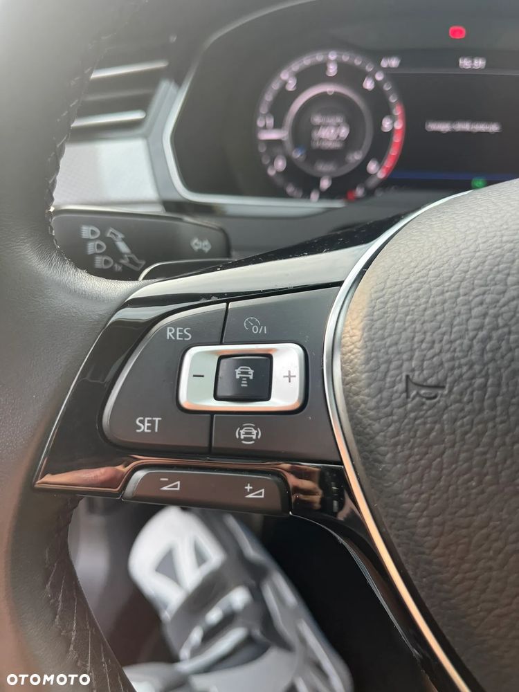 Volkswagen Passat Alltrack - 33
