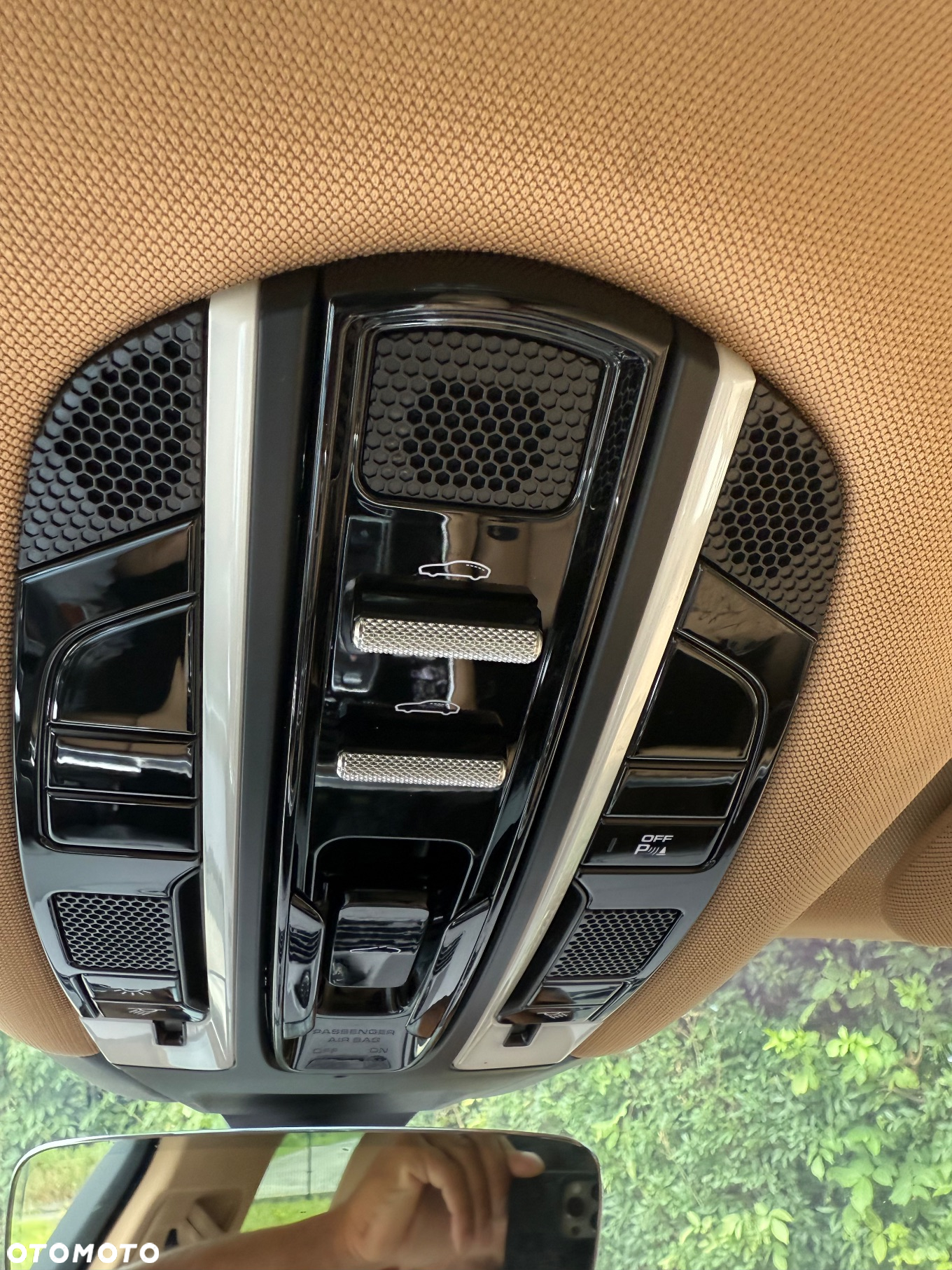 Porsche Panamera 4 Platinum Edition - 10