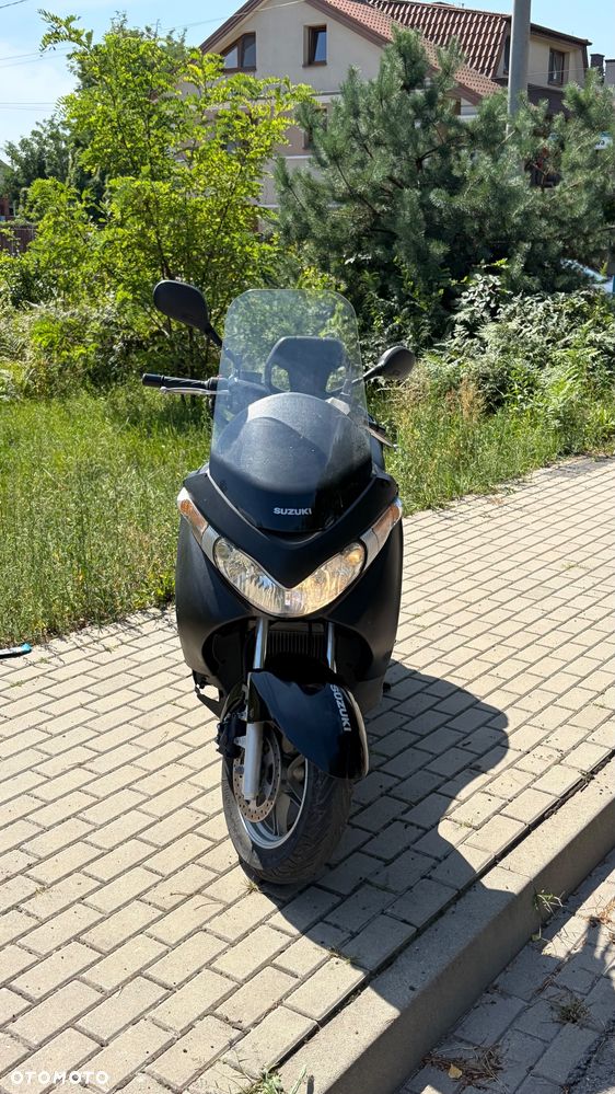 Suzuki Burgman - 5