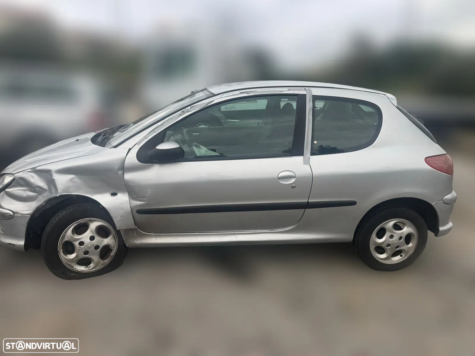Peugeot 206 1.1 de 2003 para peças - 1
