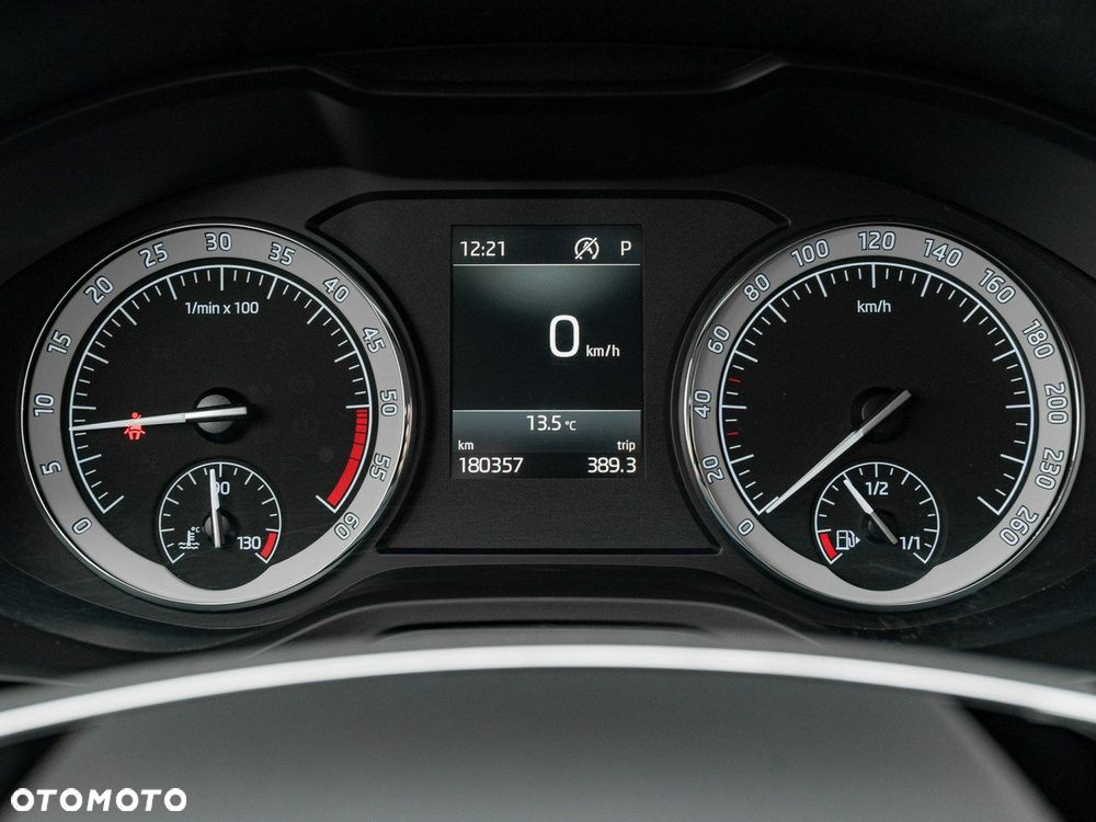 Skoda Karoq 2.0 TDI SCR 4x2 Ambition DSG - 14