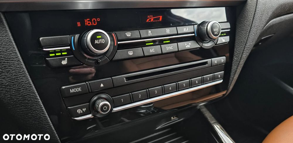 BMW X3 xDrive28i Sport - 29