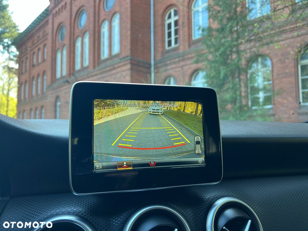 Mercedes-Benz Klasa A 180 CDI 7G-DCT AMG Line - 15