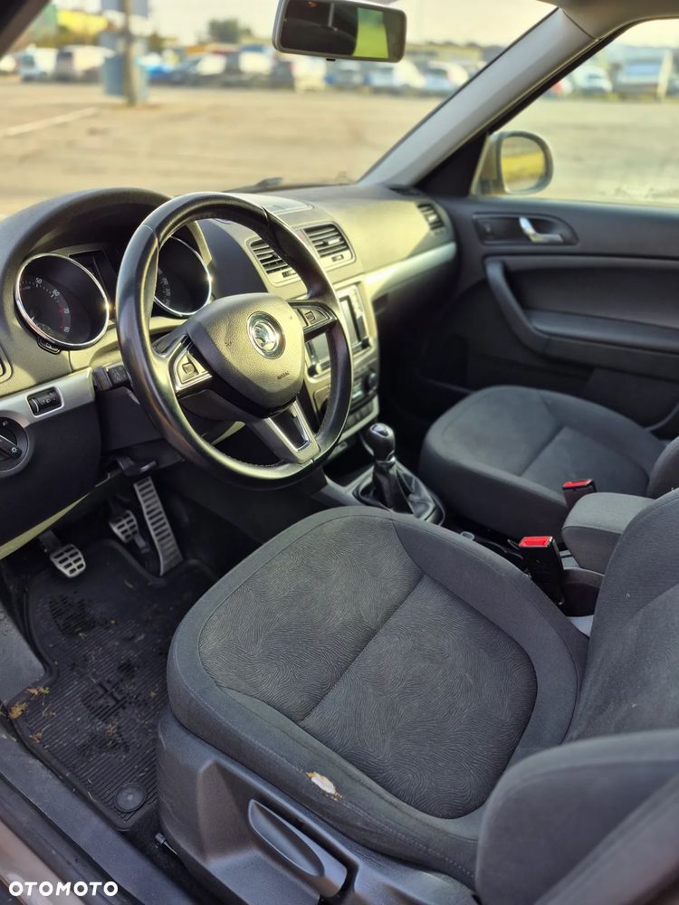Skoda Yeti 1.2 TSI 4x2 Ambition - 17