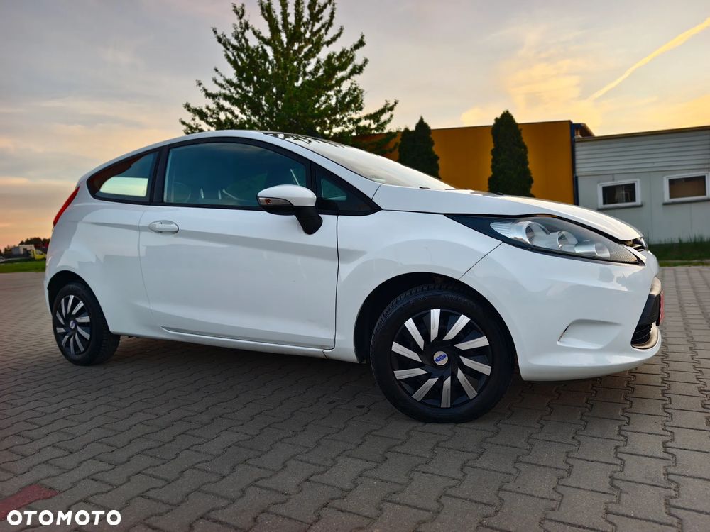 Ford Fiesta 1.25 Viva - 31