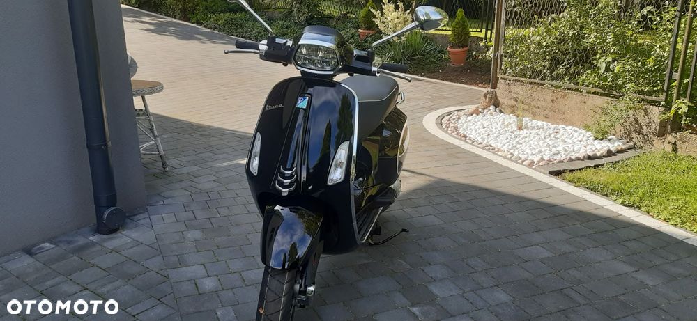 Piaggio Vespa - 2
