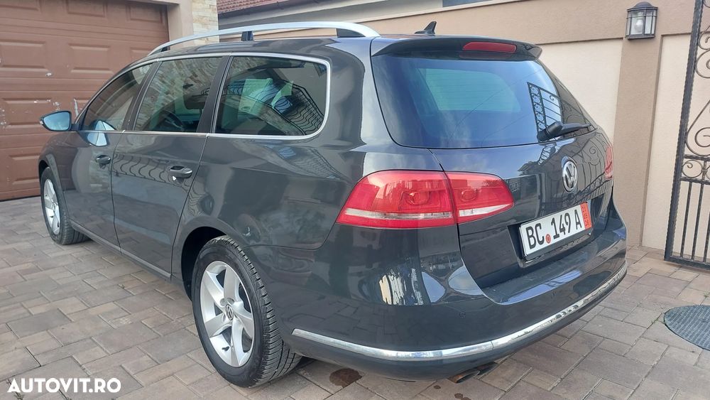 Volkswagen Passat 2.0 TDI DSG BlueMotion Technology Comfortline - 4