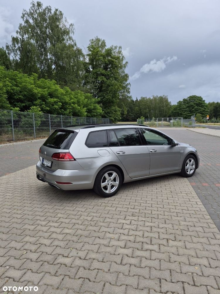 Volkswagen Golf 1.5 TSI BlueMotion ACT DSG Comfortline - 9