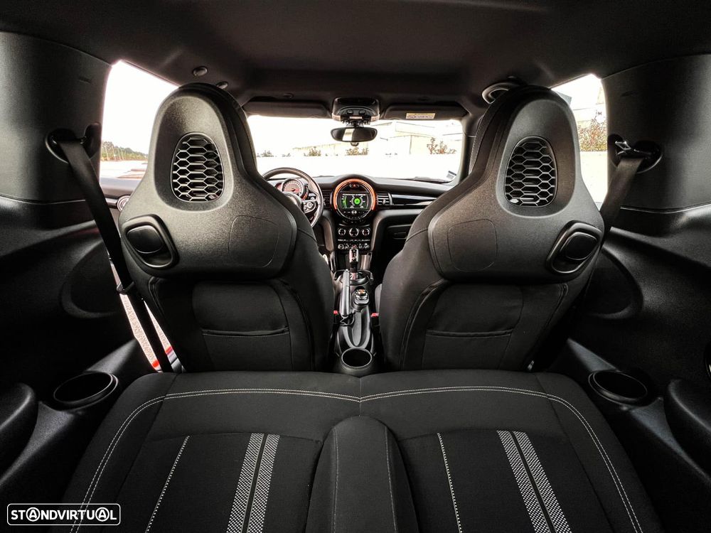 MINI 3 Portas - 15