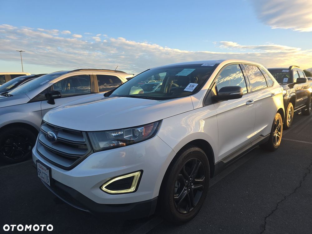 Ford Edge 2.0 EcoBlue Twin-Turbo 4WD Titanium - 1