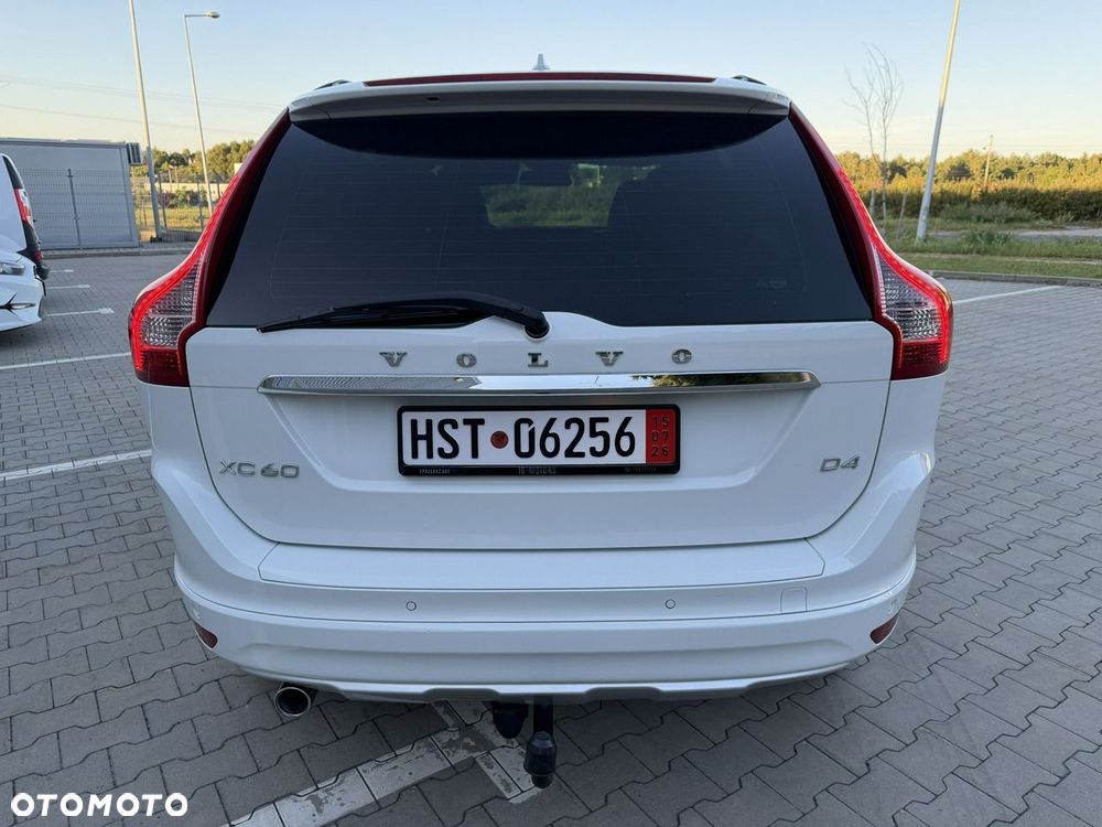 Volvo XC 60 D4 Momentum - 6