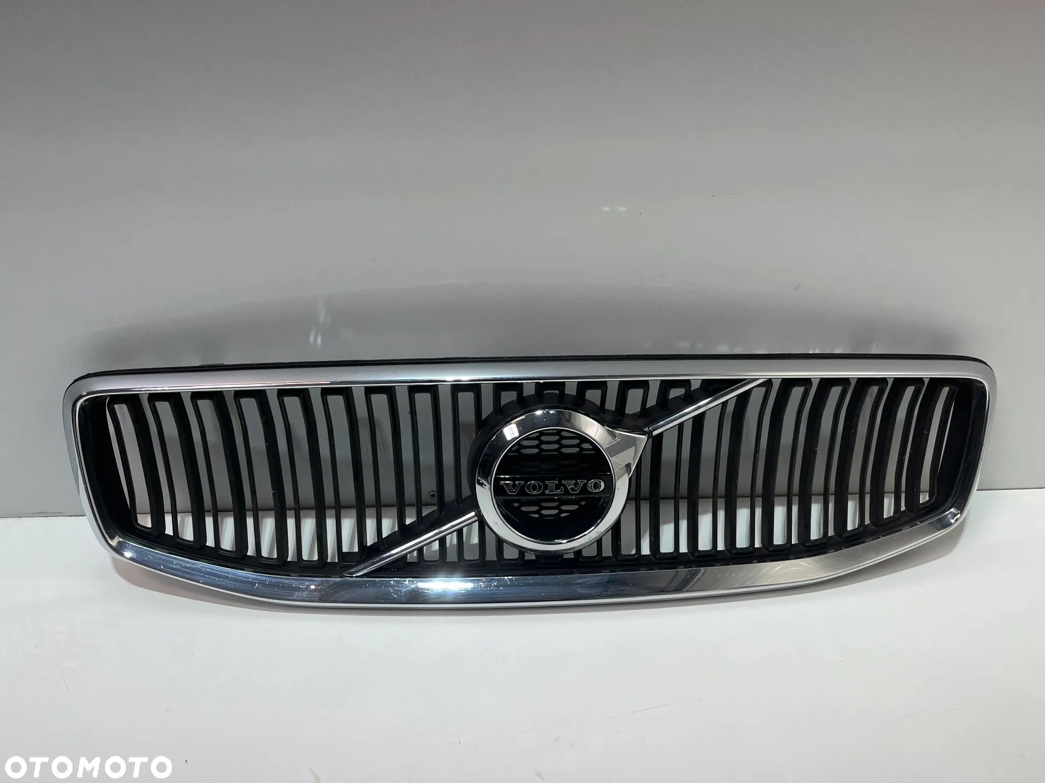 GRILL VOLVO V60 32132215 - 1