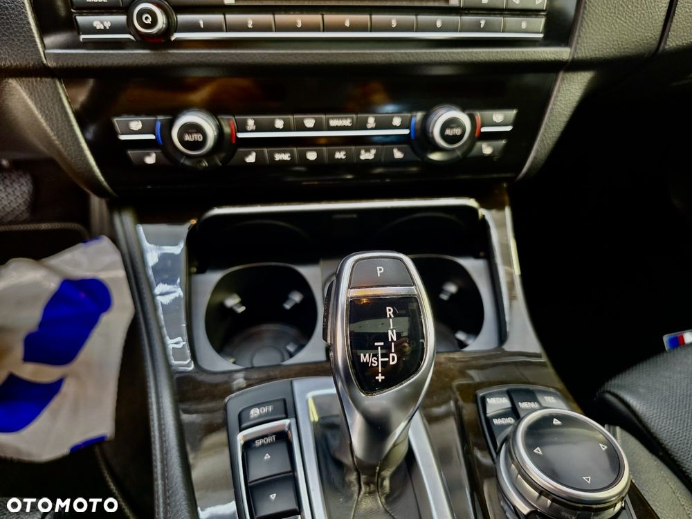 BMW Seria 5 535d xDrive - 5