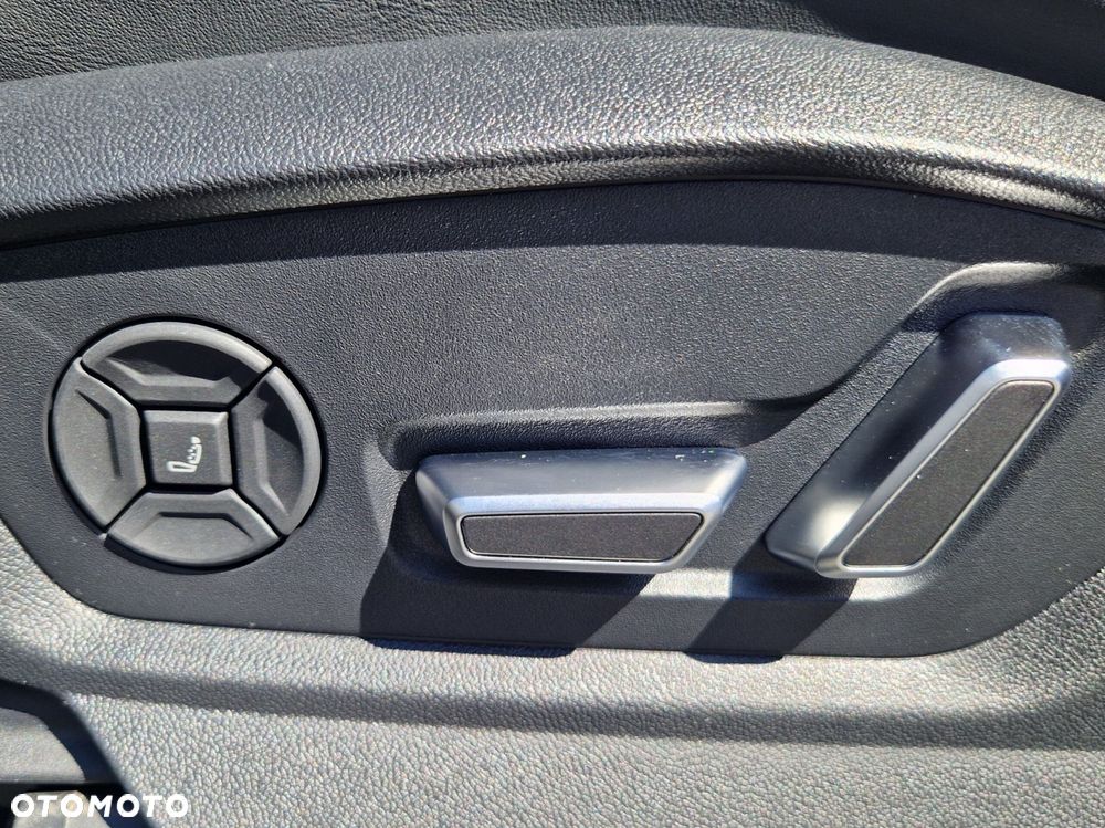 Audi Q8 TFSI e PHEV 360 kW Quattro Tiptronic - 18