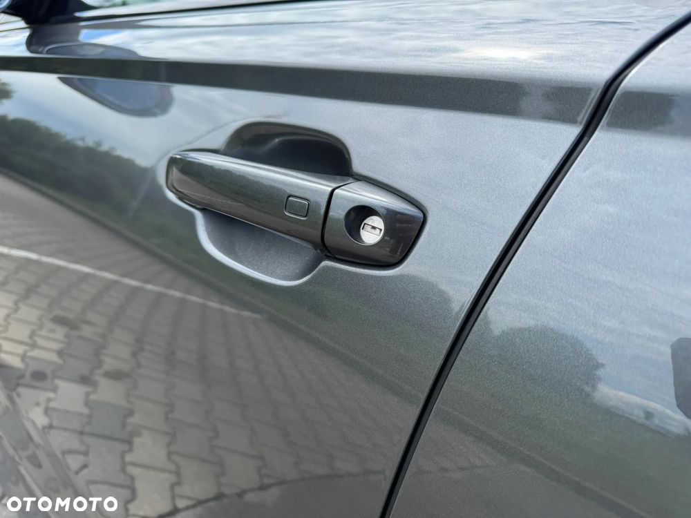 Audi S6 Limousine - 10