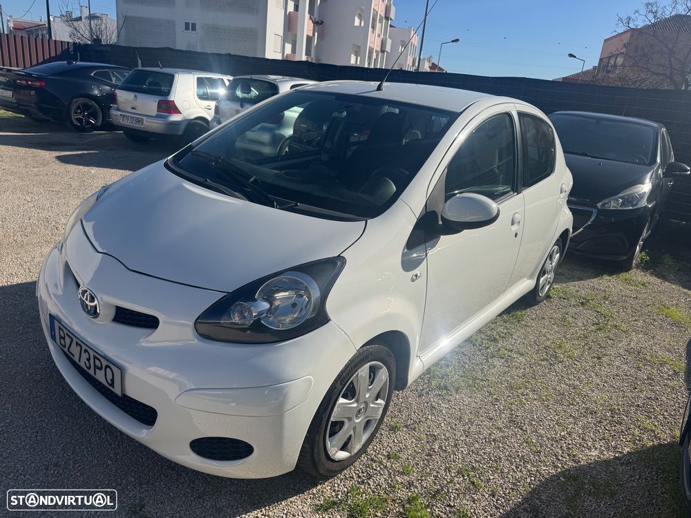 Toyota Aygo Cool - 3