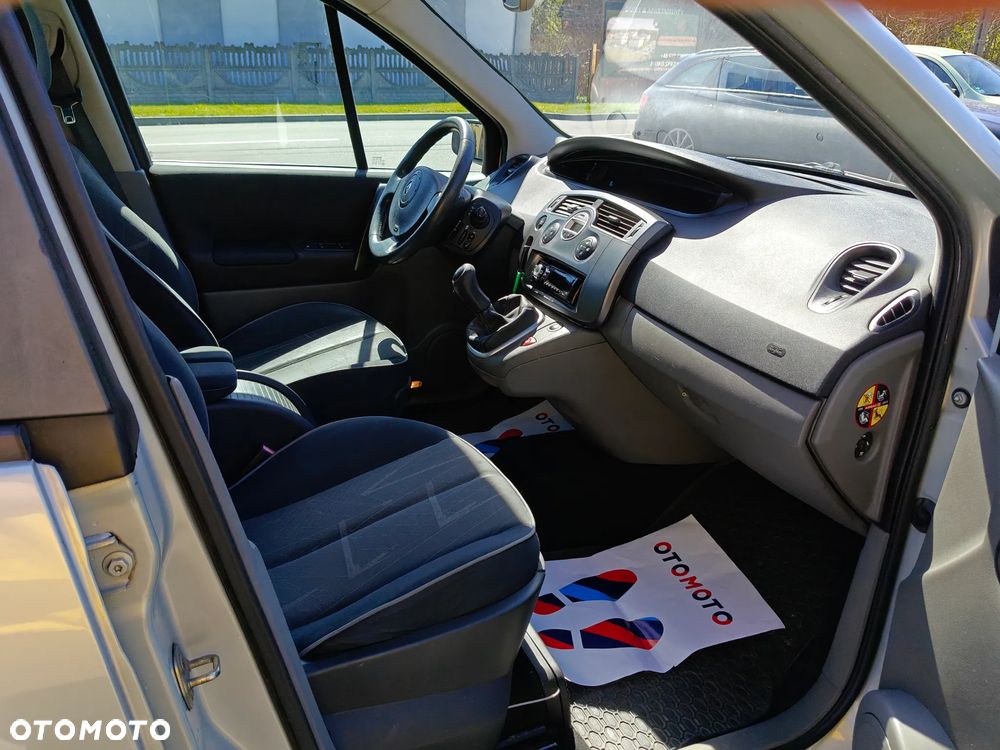 Renault Scenic 1.6 16V Expression - 18