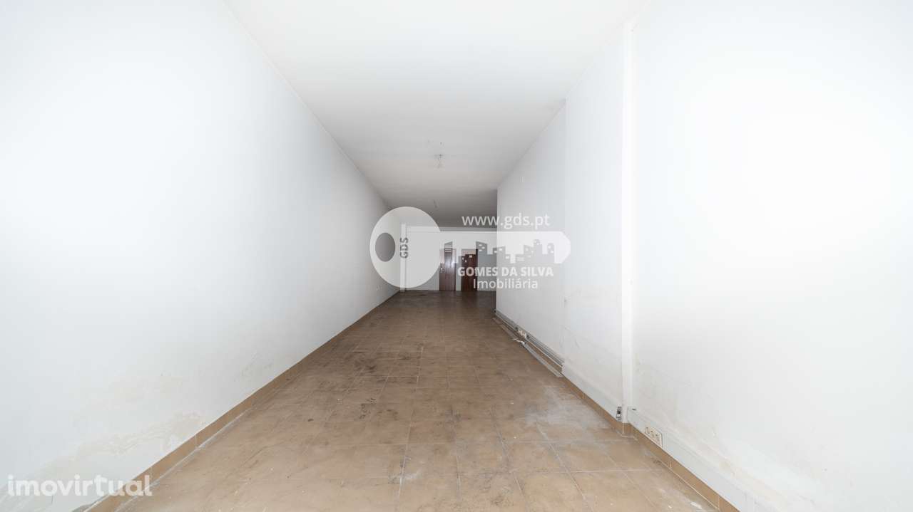 Loja na Rua Pedro Gomes Ourives com 219m2 - Grande imagem: 2/27
