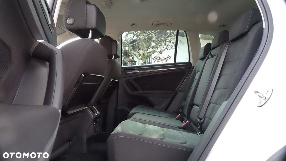 Volkswagen Tiguan - 23