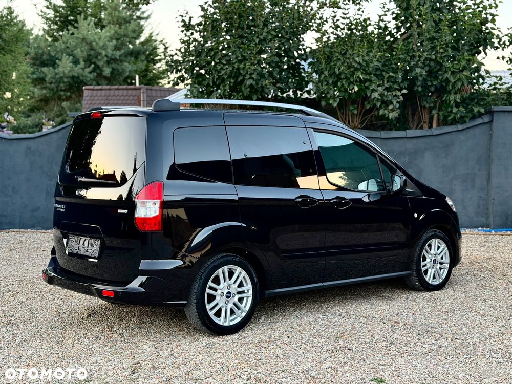 Ford Courier - 10