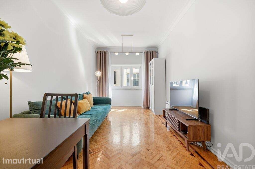 Apartamento T2 em Benfica de 60 m2 - Grande imagem: 3/20