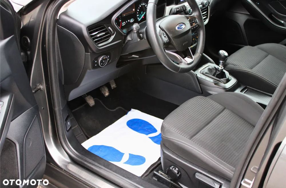 Ford Focus 1.5 EcoBlue STart-Stopp-System TITANIUM - 14