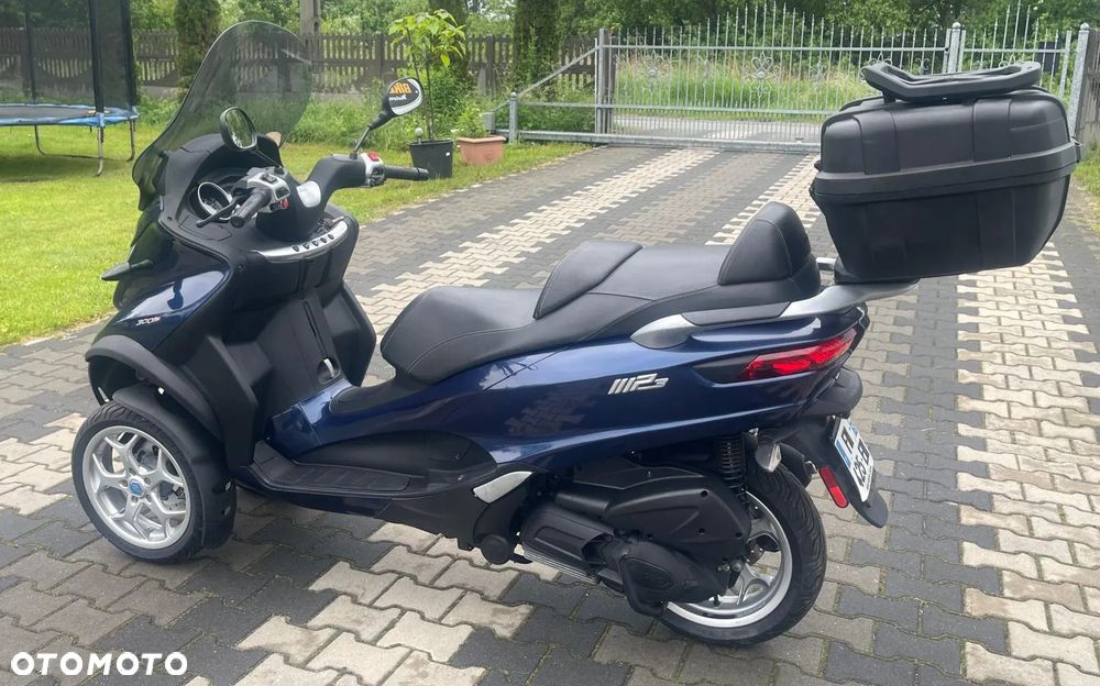 Piaggio MP-3 - 8