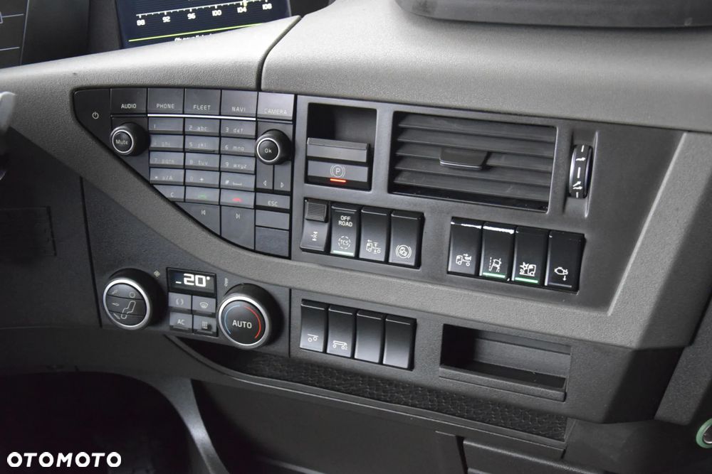 Volvo FH500 / FULL ADR / HYDRAULIKA / EURO 6 / ACC / LEDY / ALUFELGI / SERWISOWANY / SPROWADZONY - 32