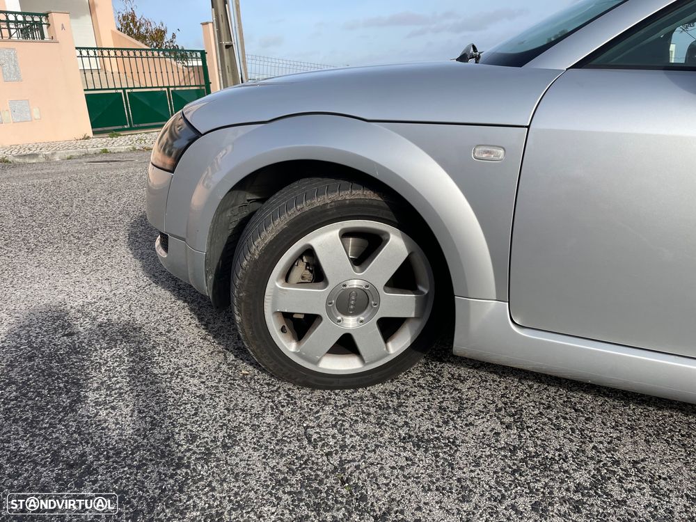 Audi TT Coupé 1.8 T - 12