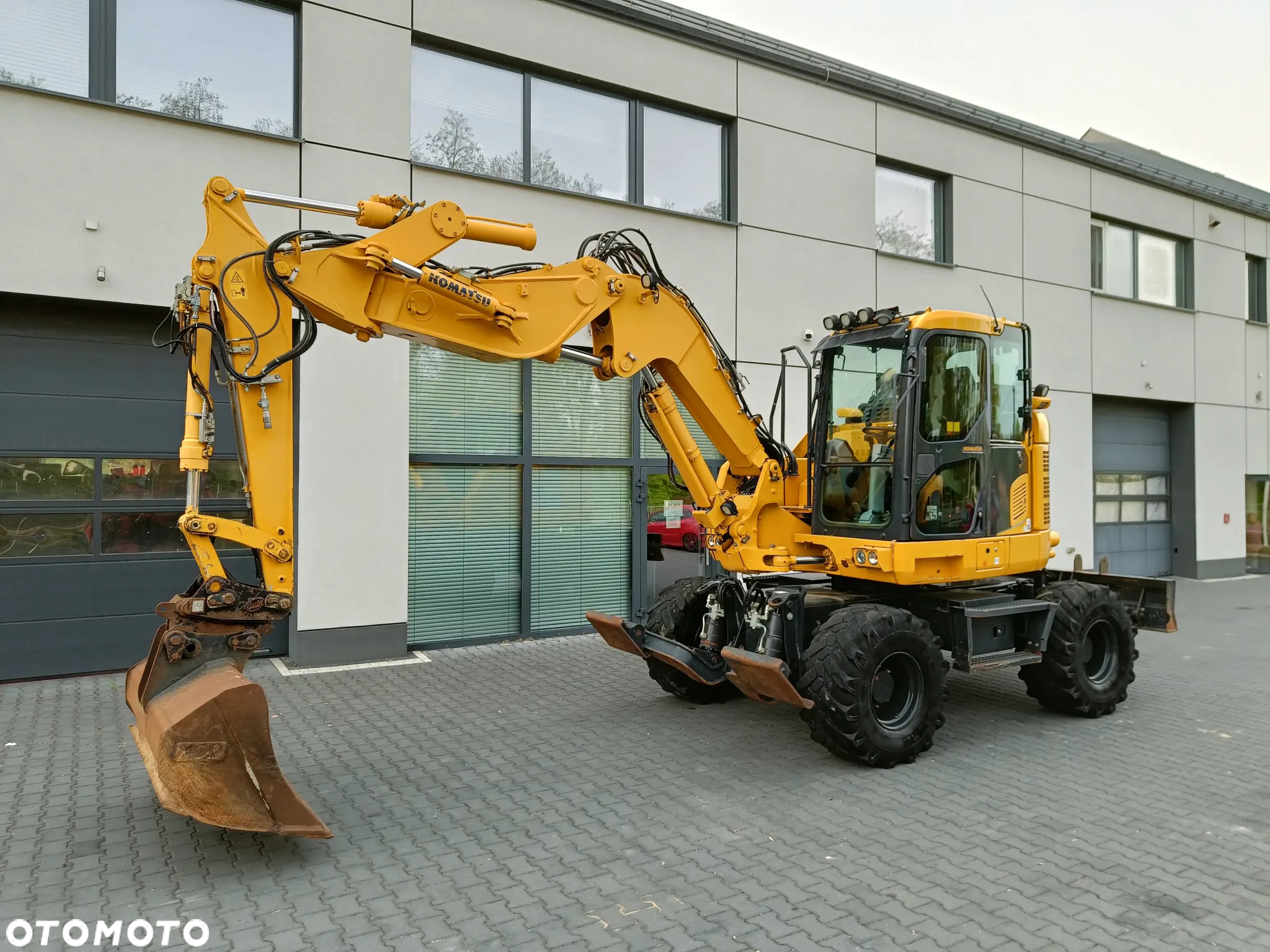 Komatsu PW118MR-11 - 2