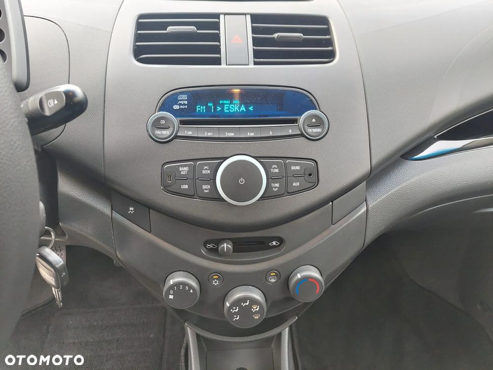 Chevrolet Spark 1.0 LS - 20