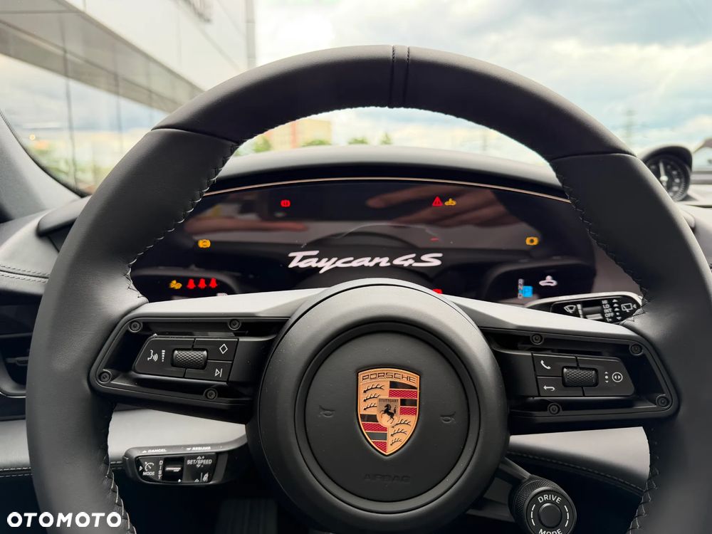 Porsche Taycan 4S Sport Black Edition - 13