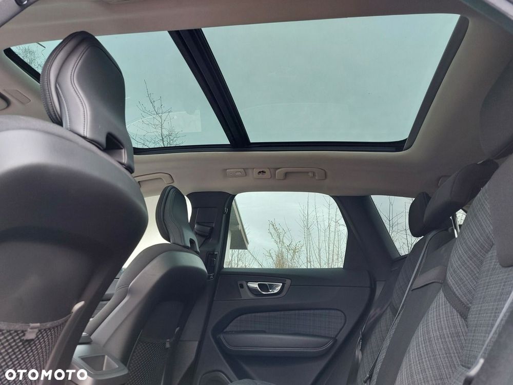 Volvo XC 60 - 35