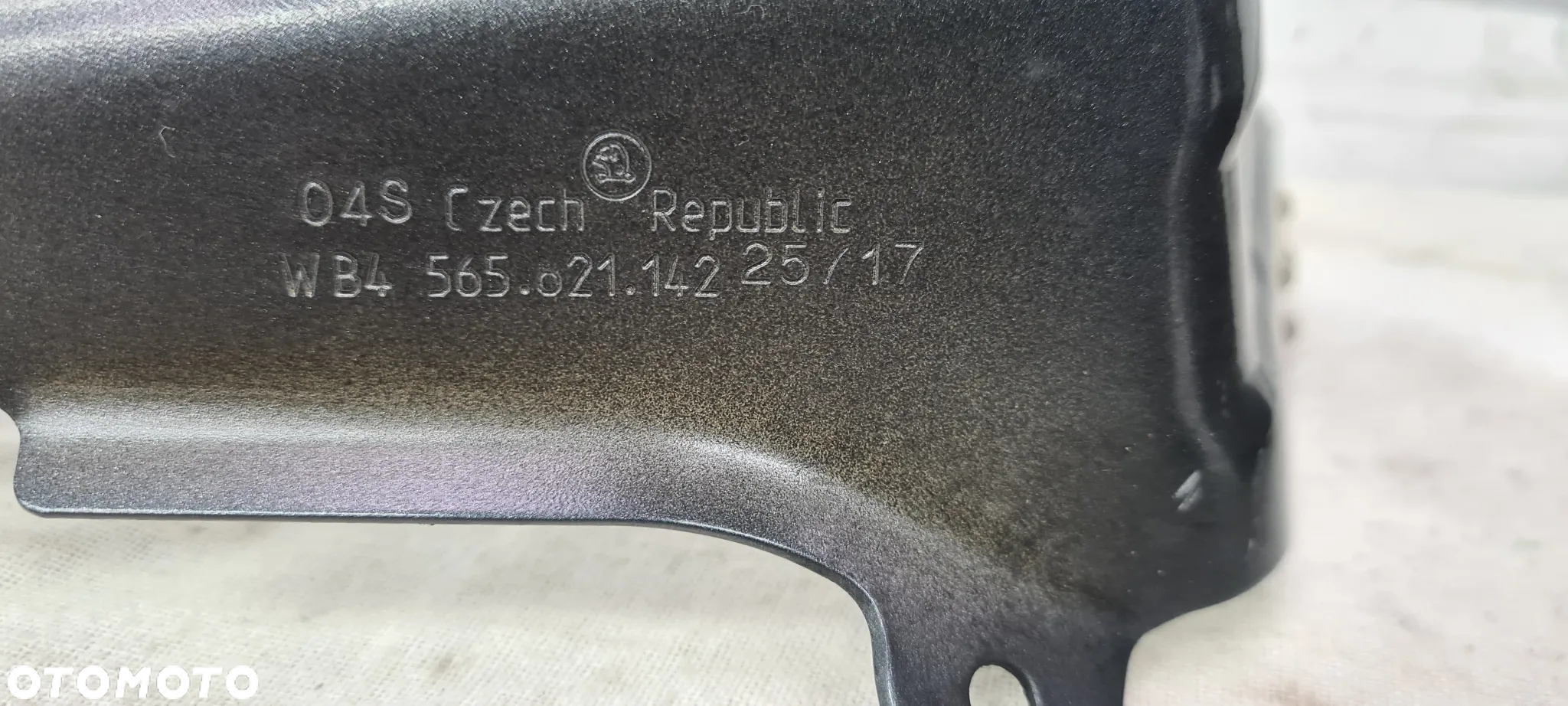 SKODA KODIAQ WSPORNIK BŁOTNIKA PRAWY 565821142 - 4